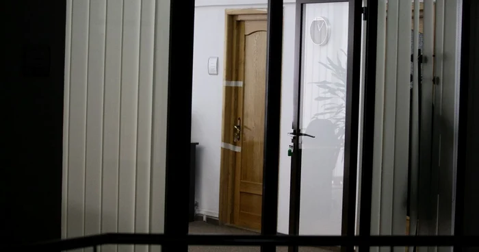 Birourile directorilor E.On Gaz din Cluj au fost sigilate dimineaţă