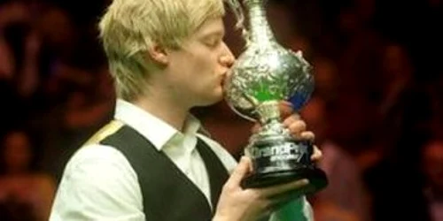 VIDEO Australianul Neil Robertson l-a învins pe Ding Junhui şi a ridicat cupa Grand Prix Snooker