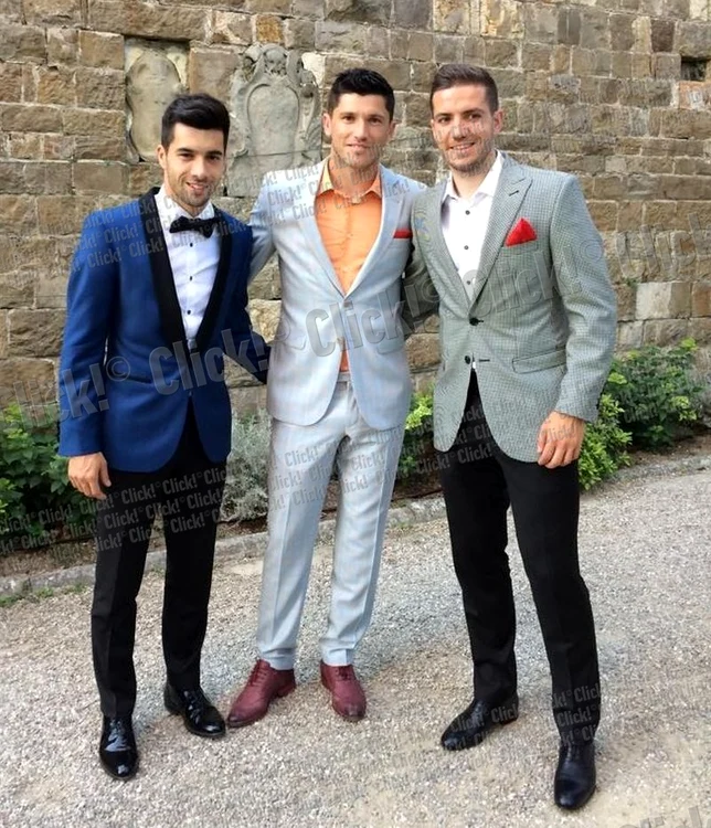 Paul Pârvulescu, Cristian Tănase şi Alex Chipciu, îmbrăcaţi în costume de la atelierul lui Adrian Cristea, Christian Tailoring