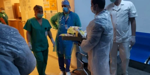 Spital Judeţean de Urgenţă din Râmnicu Vâlcea - locul unde a fost internaţi medicul de familie - răpus de coronavirus înainte de a fi transferat la Insitutul Matei Balş din Bucureşti - şi mama acestuia Foto Adevărul