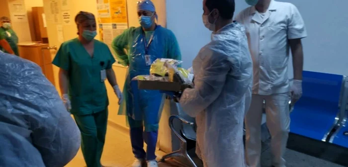 Spitalul Judeţean de Urgenţă Vâlcea - locul unde au fost internaţi medicul de familie răpus de coronavirus şi mama sa Foto: Adevărul