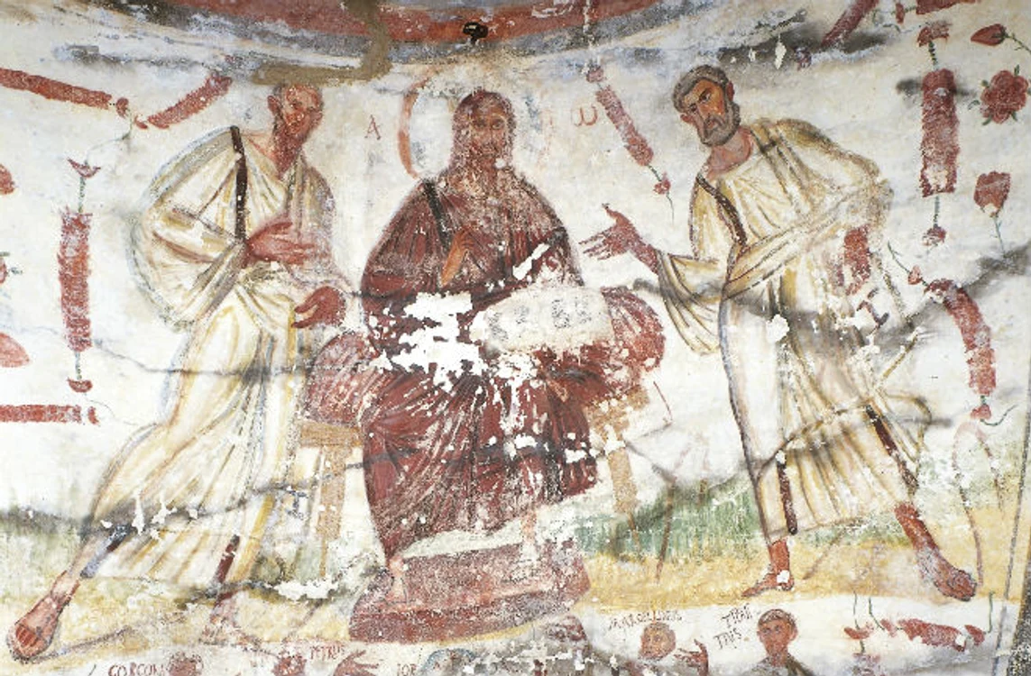 Portretele unui Iisus cu păr lung și barbă apar începând cu secolul al IV-lea,  precum această reprezentare din catacombele romane. Inspirată probabil de imaginea zeilor grecești și romani,  această variantă a unui Iisus cu barbă a ajuns să fie cea mai răspândită din lume. 