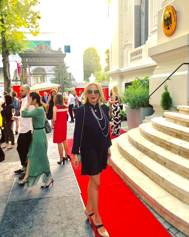 75 dana savuica soirees de la mode karl lagerfeld 2 jpg jpeg