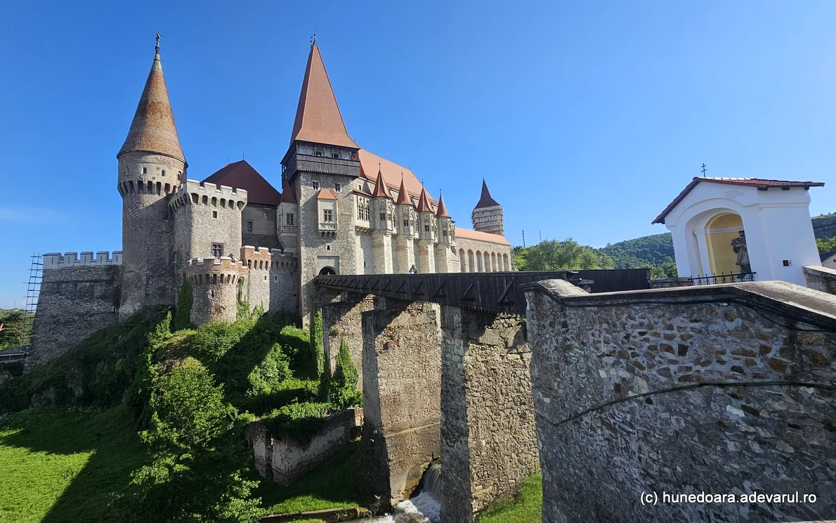 Castelul Corvinilor din Hunedoara  Foto Daniel Guță  ADEVĂRUL (1) jpg
