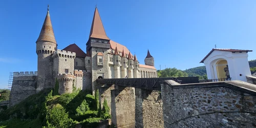 Castelul Corvinilor din Hunedoara  Foto Daniel Guță  ADEVĂRUL (1) jpg