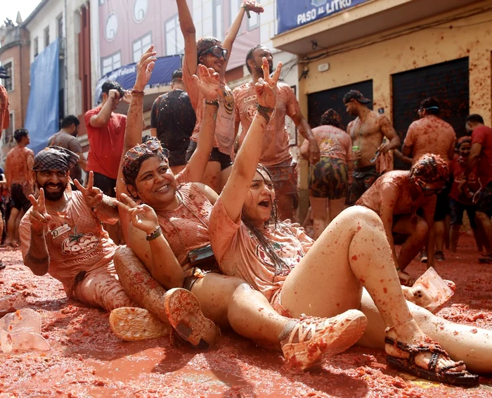 Participanți la Tomatina 2024. FOTO EPA EFE