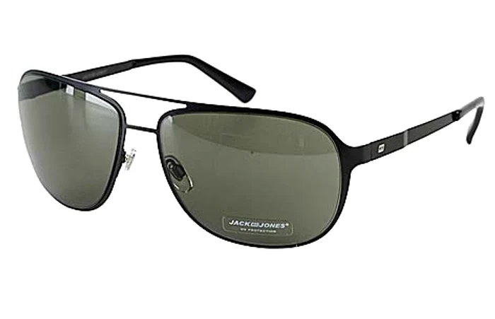 Ochelari de soare bărbăteşti. Magazin Tina R. Preţ: 68 lei