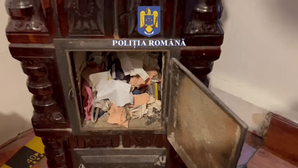 Bărbatul care a furat un sac de bani din mașina Poștei și-a ascuns „comoara“ în sobă. Arestat pentru 30 de zile VIDEO