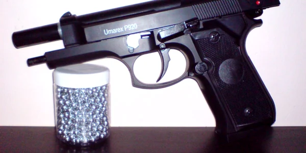 pistol adevarul