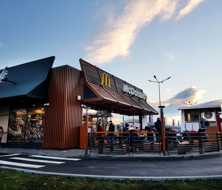 Un McDonald’s la Focșani jpeg