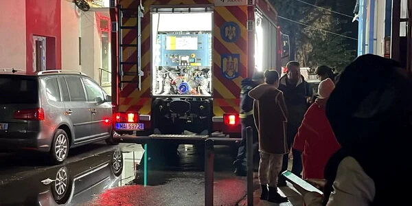 Incendiu Găești. FOTO cronica-gaestiului.ro