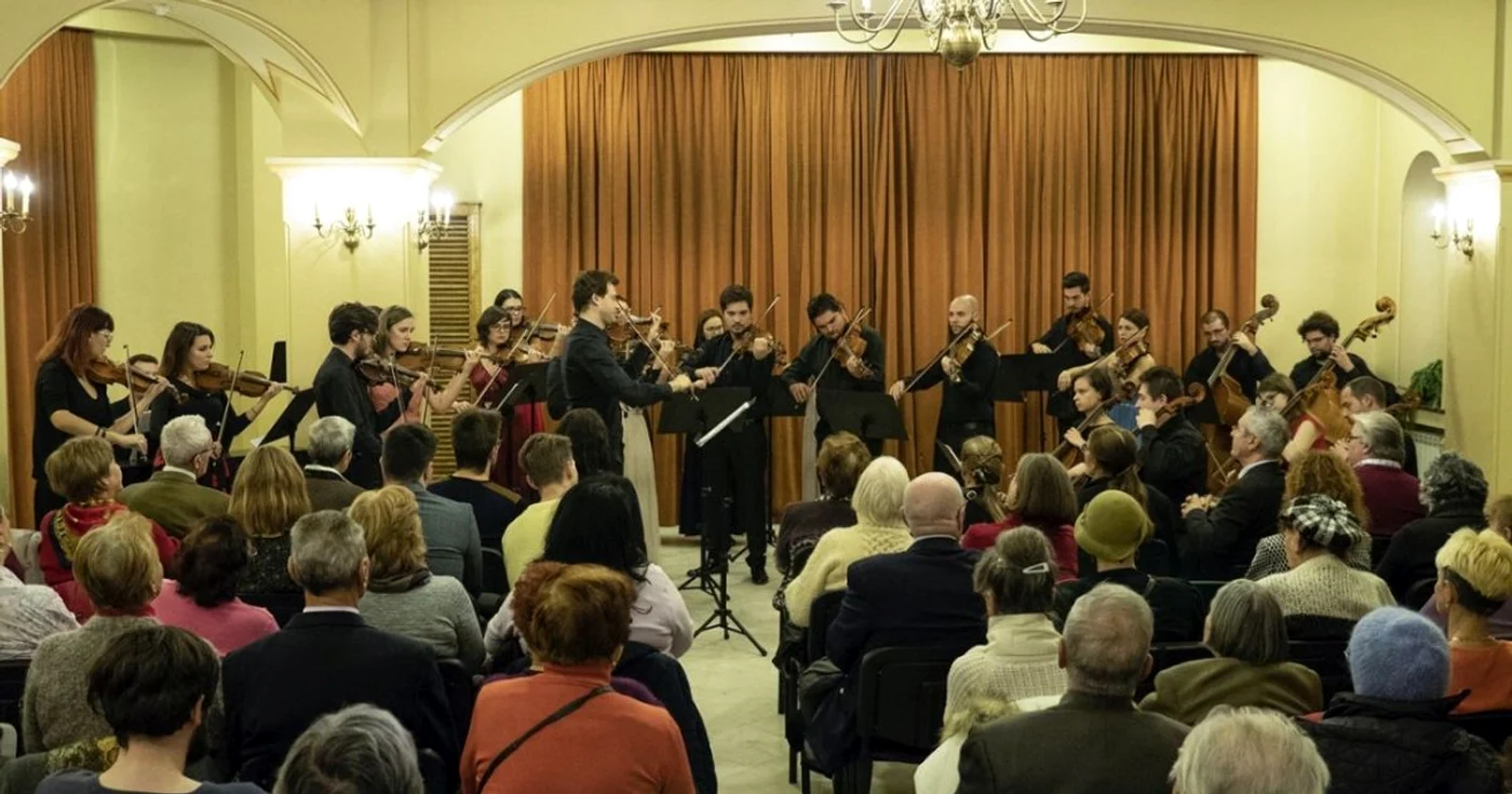Orchestra Romana de Tineret foto Virgil Oprina