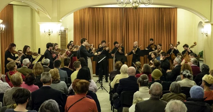 Orchestra Romana de Tineret foto Virgil Oprina