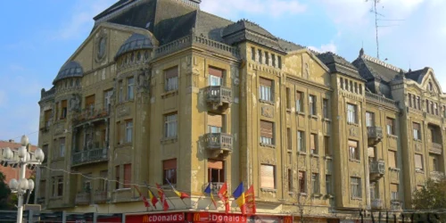 Palatul Loffer va fi prima clădire reabilitată din Piaţa Victoriei 