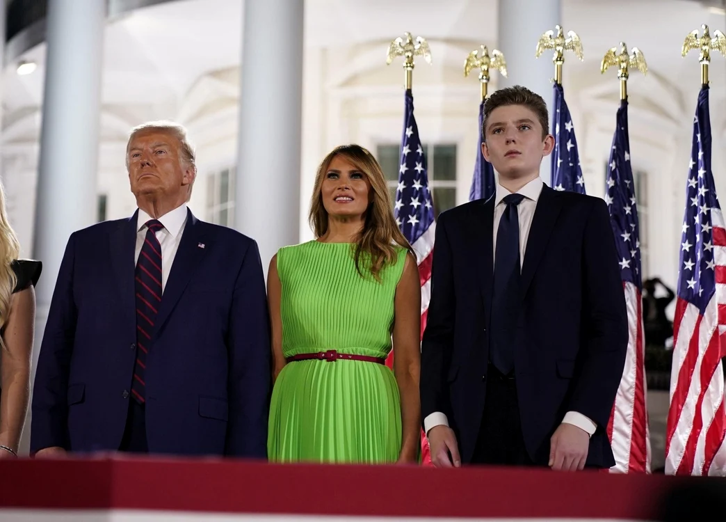 Baron Trump împreună cu părinții săi/ FOTO: Arhiva