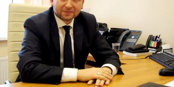 Artur Reşetnicov