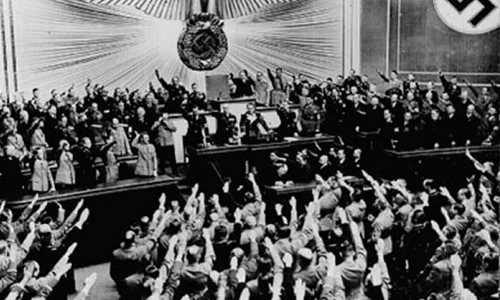 Naziştii plănuiau să şi ucidă duşmanii cu ajutorul băuturilor şi ţigărilor otrăvite jpeg