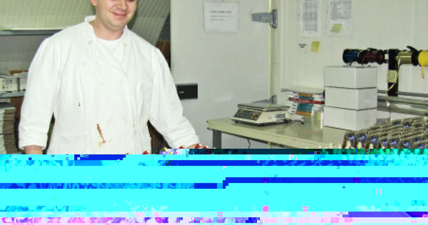 Figurinele multicolore sunt pregătite să ia calea marilor magazine 