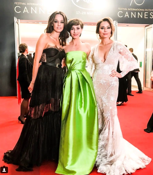 andreea raicu, cosoi, rogoz png