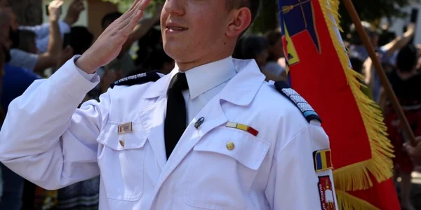 Andrei Dodoţ este elevul militar cu cea mai mare medie la bacalaureat din ţară