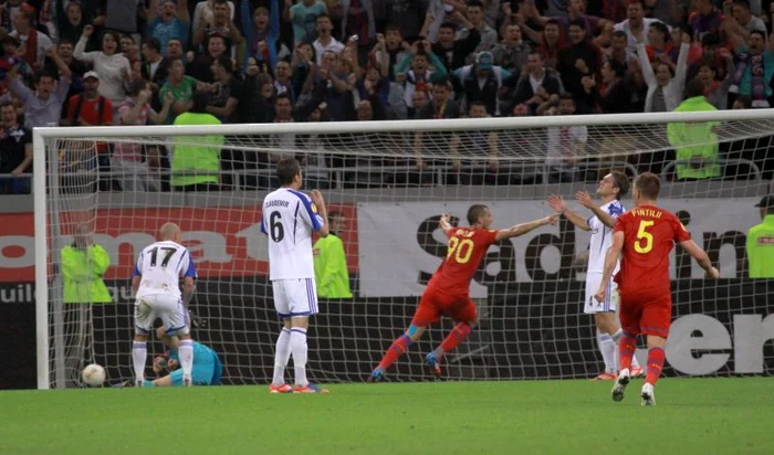 Golul cu care Steaua a câștigat meciul cu Copenhaga * Foto: Marian Burlacu