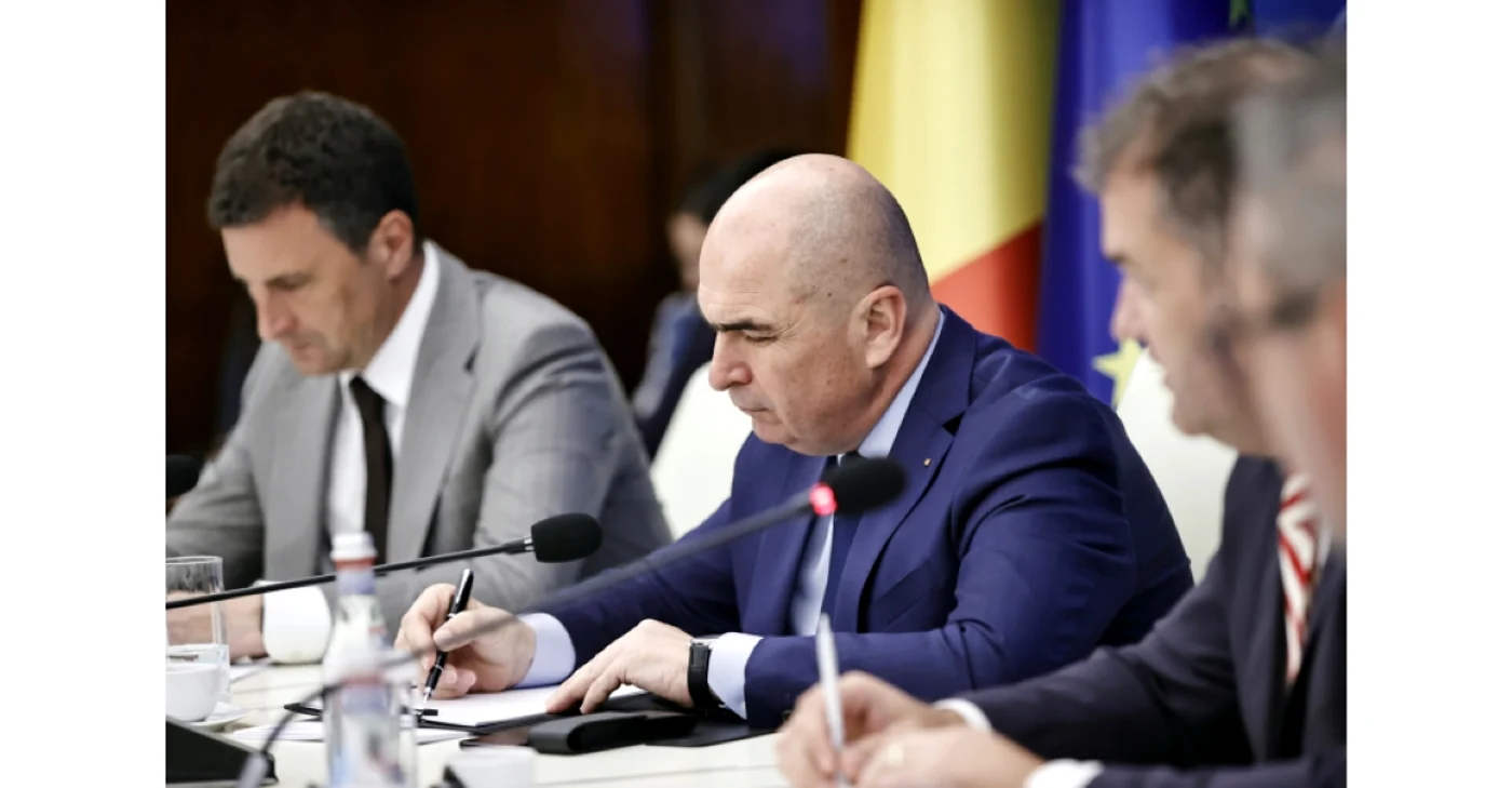 Premierul Bolojan anunță reduceri de personal în administrație