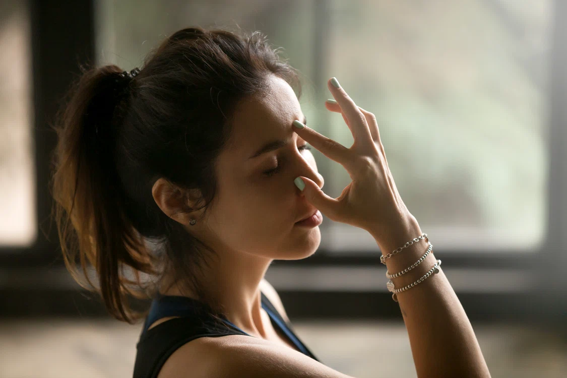 Chiar și sinuzita ne poate provoca aceste dureri / foto: Shutterstock