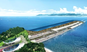 Tunel subacvatic. Foto Car and Motor