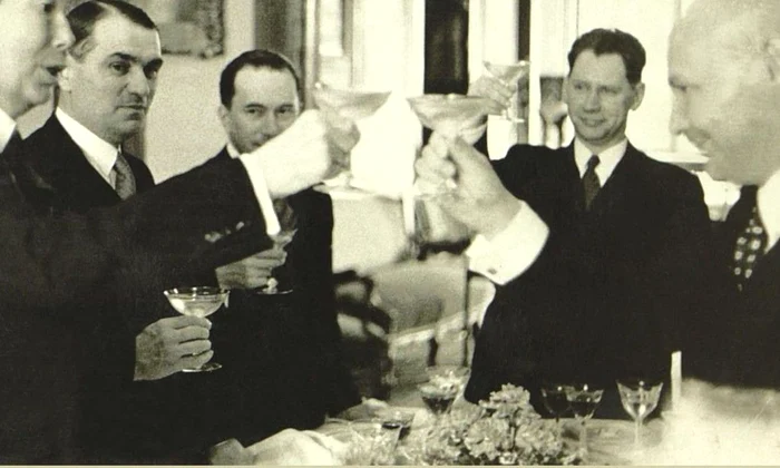 Complimente de la tanti Haritina: spionaj sovietic în România: documente, 1924 1944 jpeg