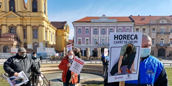 Protestul patronilor şi angajaţilor din HoReCa FOTO Ş.Both