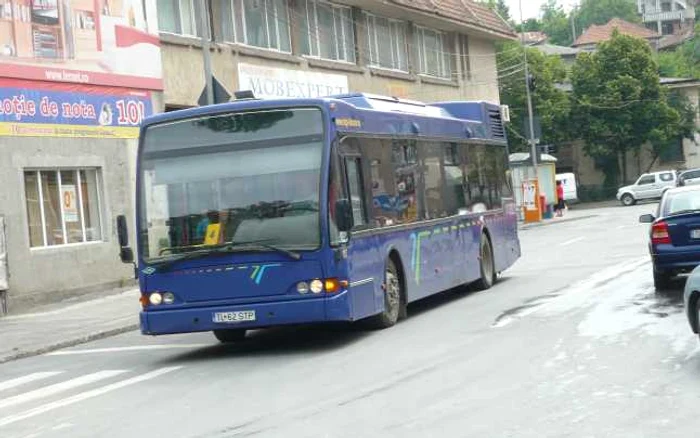 Autobuzele STP au acum geamuri