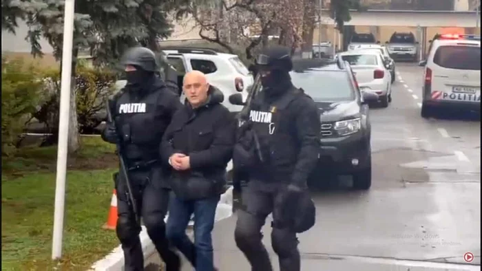 Horațiu Potra, duminică, la sediul poliției FOTO: captură video