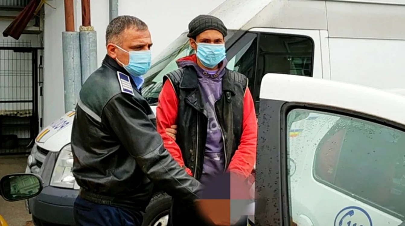 
    Tânărul îl ataca pe vecinul său în vârstă de fiecare dată când avea nevoie de baniFoto: curier.ro  