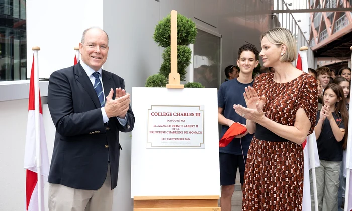 Charlene și Albert de Monaco Facebook jpg