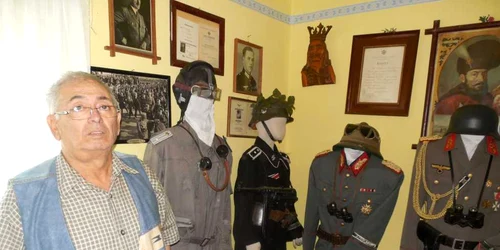 colectionarul de uniforme  7