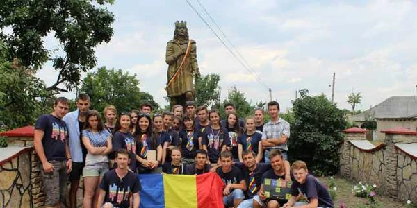 caravana unirii tinerii moldovei