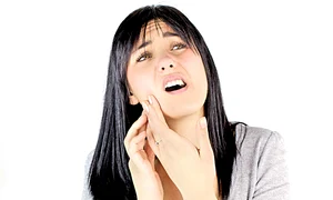 femeie durere masea12121 jpeg