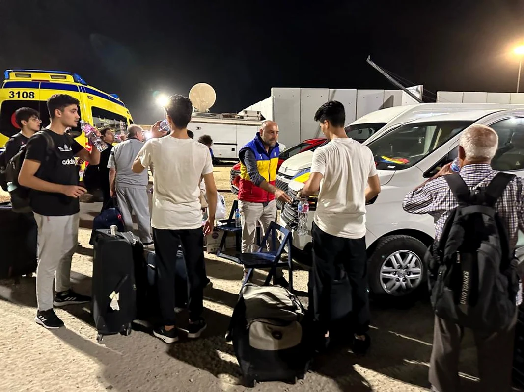 Cetățeni Români evacuați din Gaza (1) jpg
