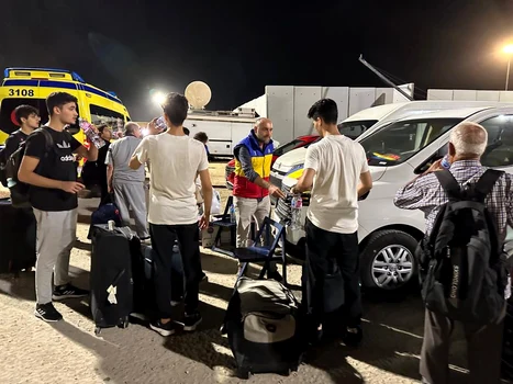 Cetățeni Români evacuați din Gaza (1) jpg