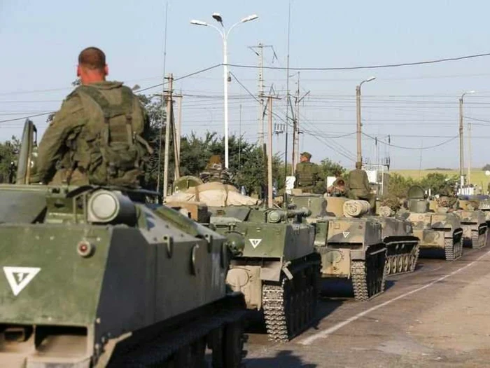 Kievul a denunţat duminică o mobilizare "intensă de echipamente şi trupe" provenind din Rusia în estul rebel al Ucrainei