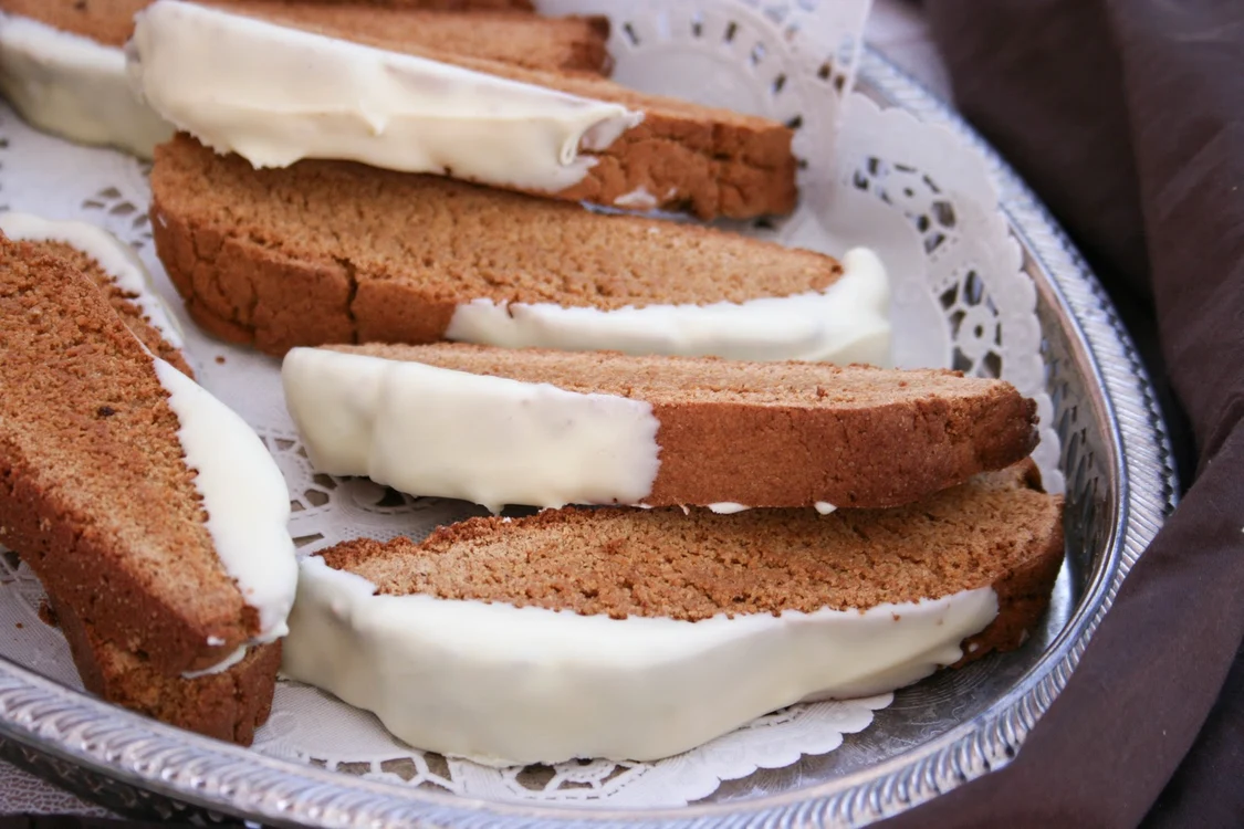 biscotti de turta dulce jpeg