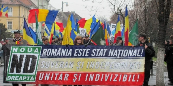 Membrii "Noua Dreaptă" au mărşăluit paşnic 