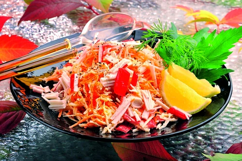 salata de cruditati cu sunca jpeg