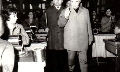 Ceauşescu, întâiul economist al ţării jpeg