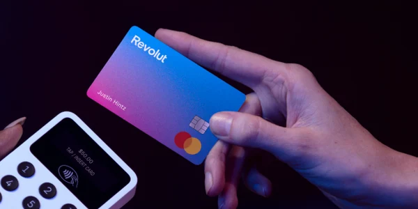 card revolut aplicatie Foto Revolut