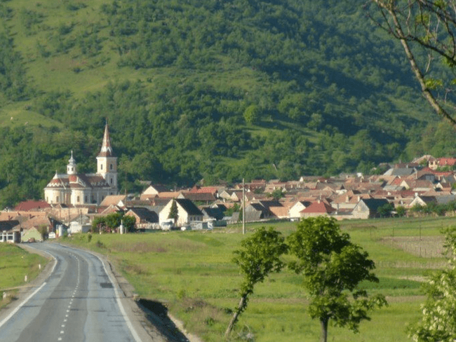 O comună din Sibiu, în plină dezvoltare datorită viitoarei conexiuni la două autostrăzi. „Tineri din alte părți aleg să se mute aici”