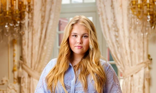 1 printesa amalia de orania a tarilor de jos fiica reginei maxima a olandei jpg jpeg