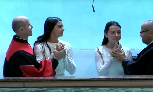 laura estera bretan 0 png