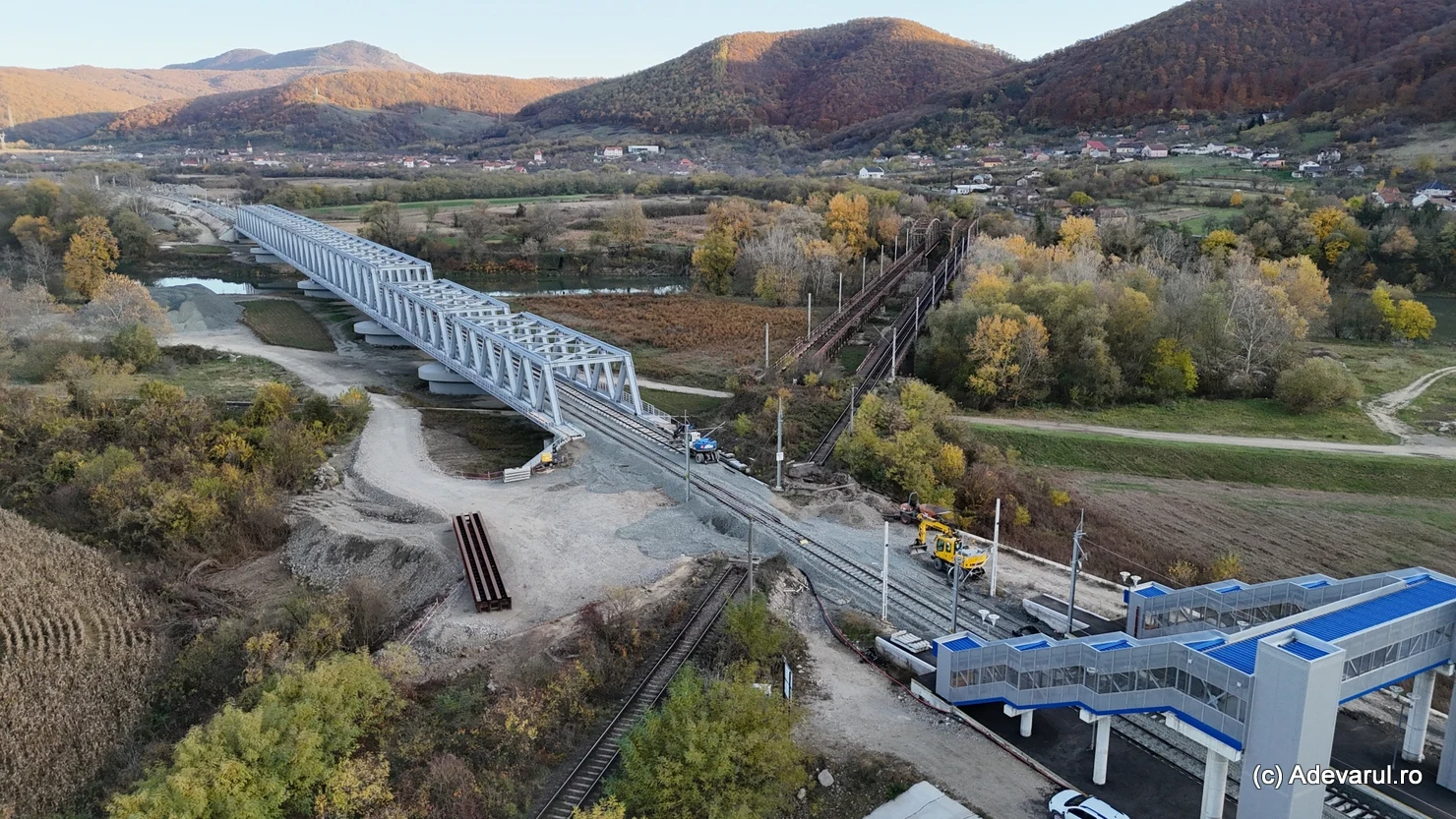 Trei poduri noi peste Mureș, gata de inaugurare. Au fost construite pe magistrala din vest, pentru trenuri rapide