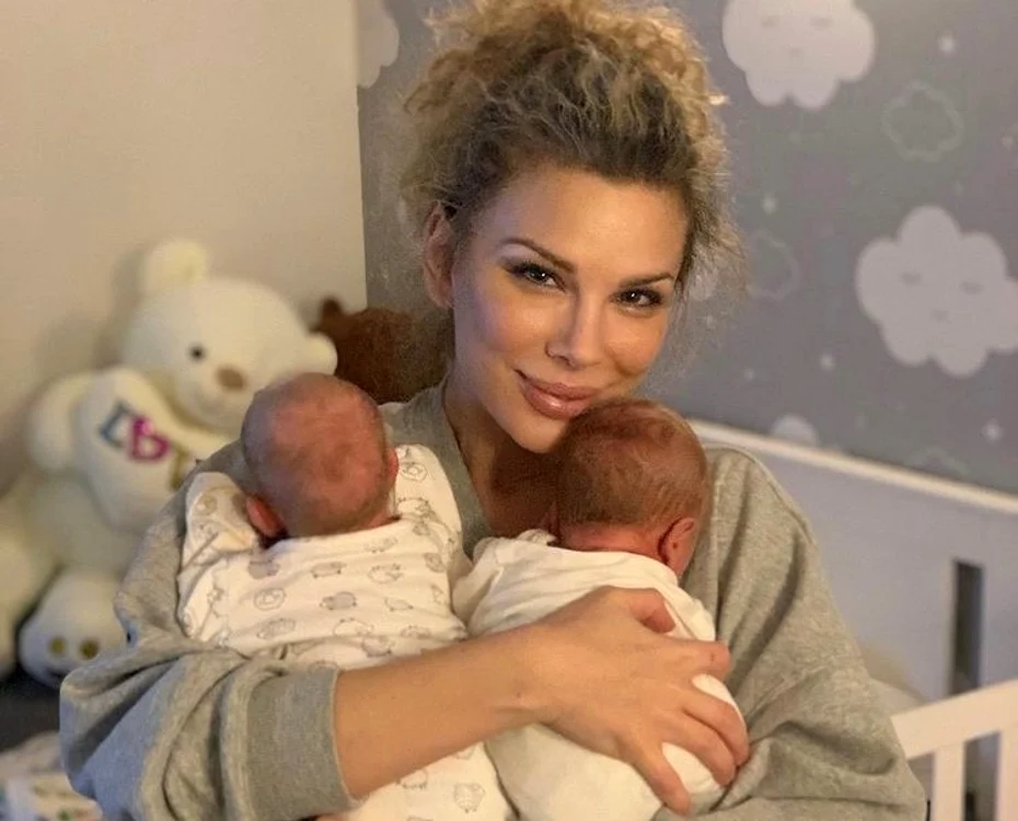 Alina Laufer încearcă să se adapteze vieții de mamă de gemenifoto: arhiva personală